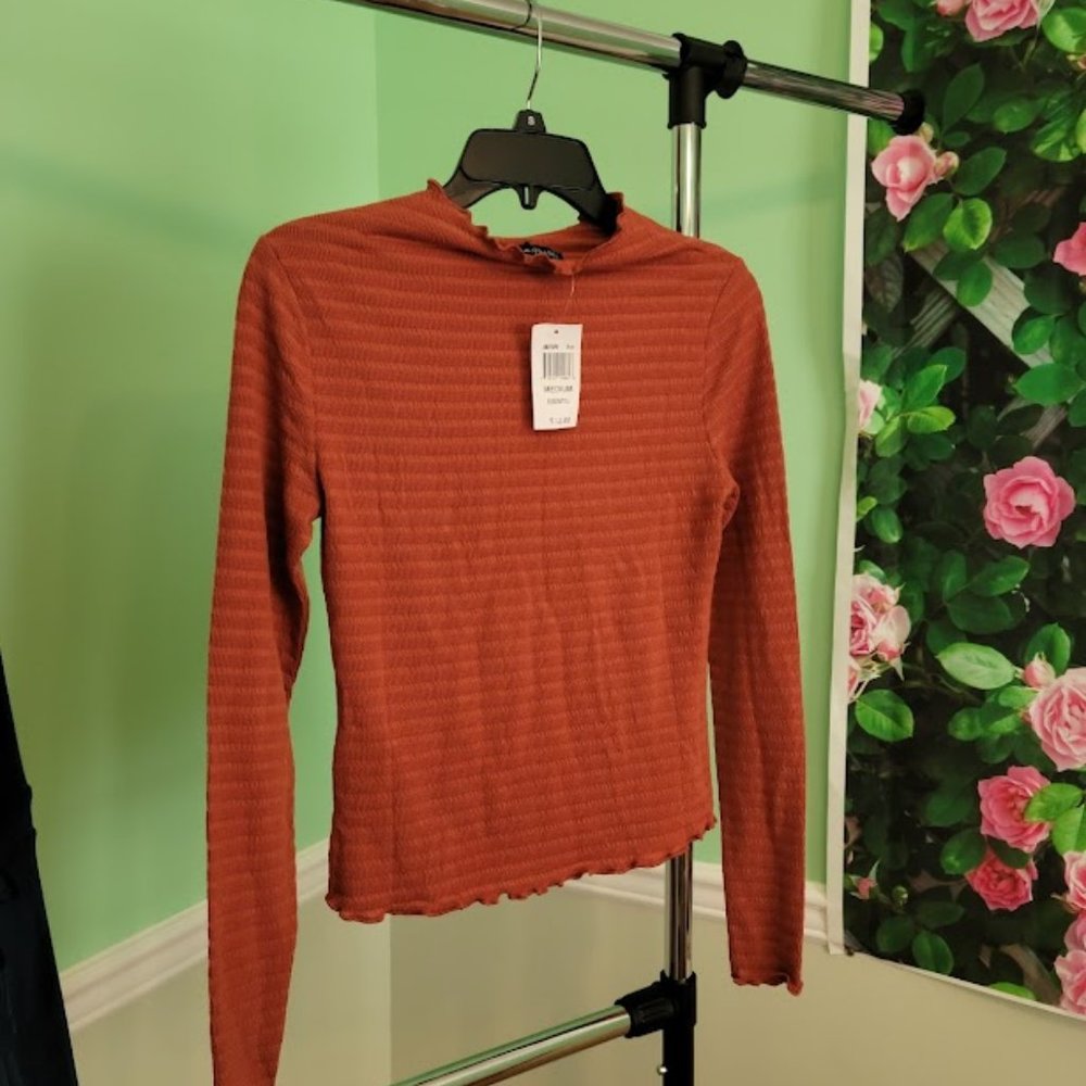 Long Sleeve Mock Turtleneck, Brown/Rust size Medium for Junior girls